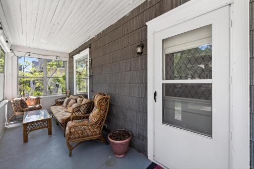 1942 Lincoln Street NE, Minneapolis, MN 55418