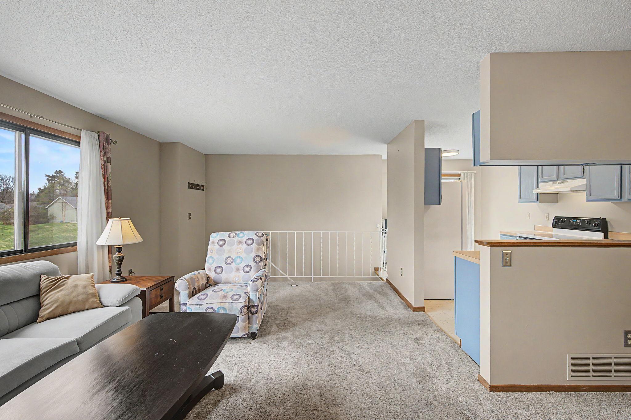 Hallway to living room, dining room and kitchen