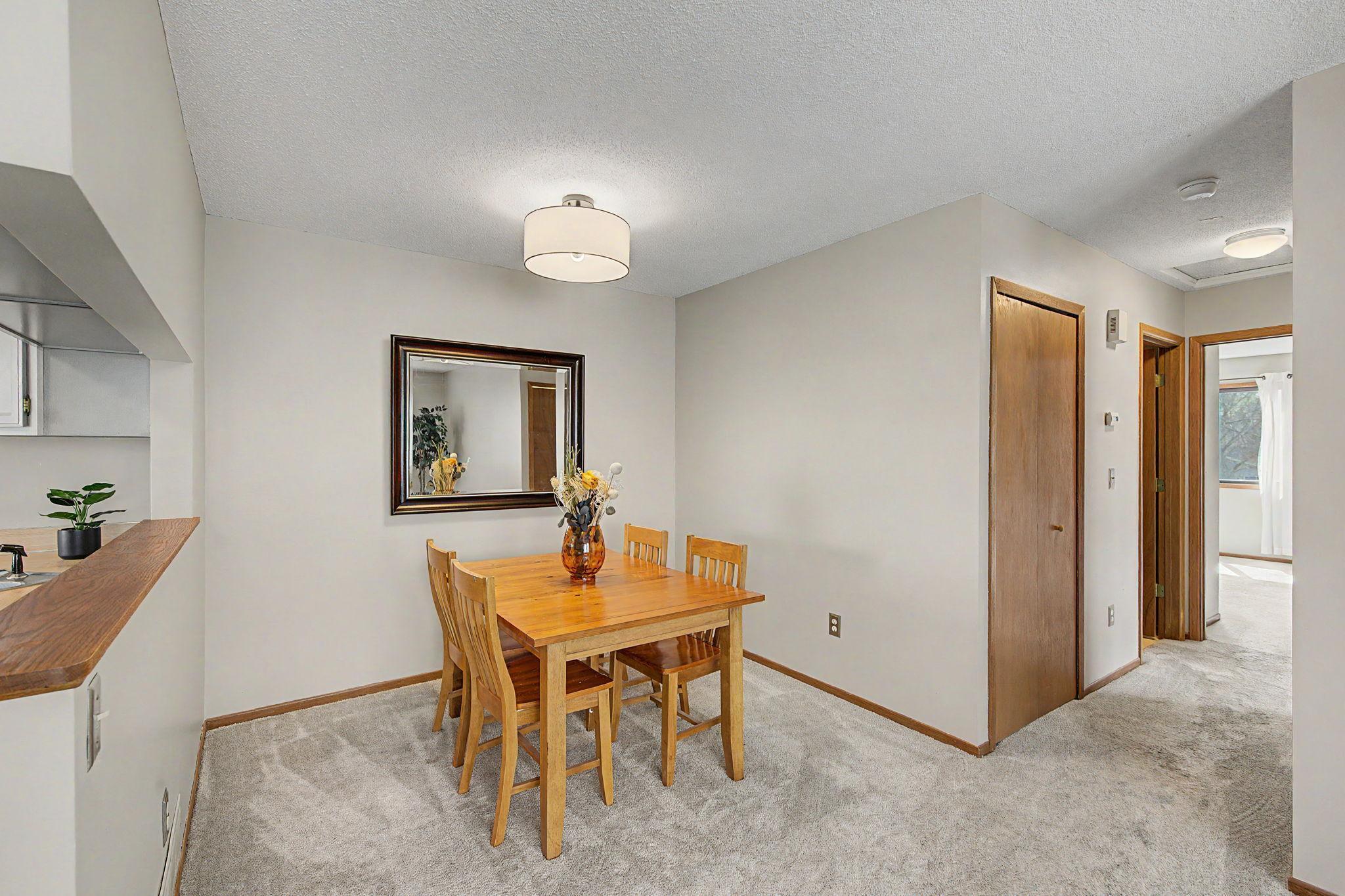 Dining area to hallway