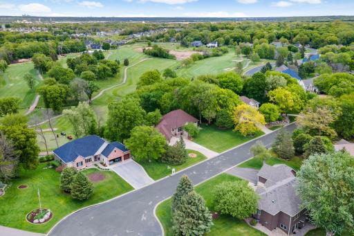 757 Stonebrooke Drive, Shakopee, MN 55379
