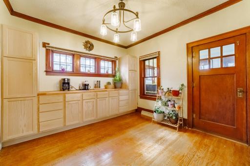 612 W Brooks Street, Arlington, MN 55307