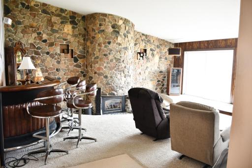 1532 S Shore Drive, Worthington, MN 56187
