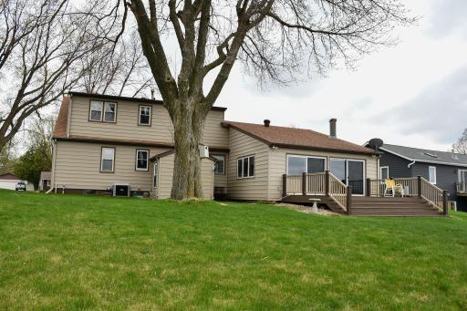 1532 S Shore Drive, Worthington, MN 56187