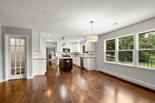 30 Woodridge Lane, Inver Grove Heights, MN 55077