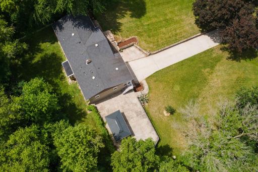 30 Woodridge Lane, Inver Grove Heights, MN 55077