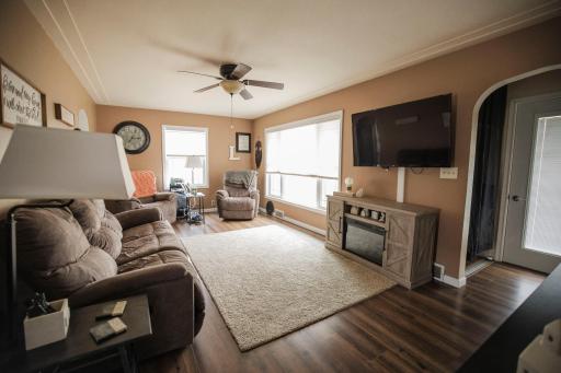 109 Ridge Road, Morris, MN 56267