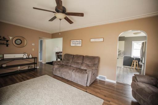 109 Ridge Road, Morris, MN 56267