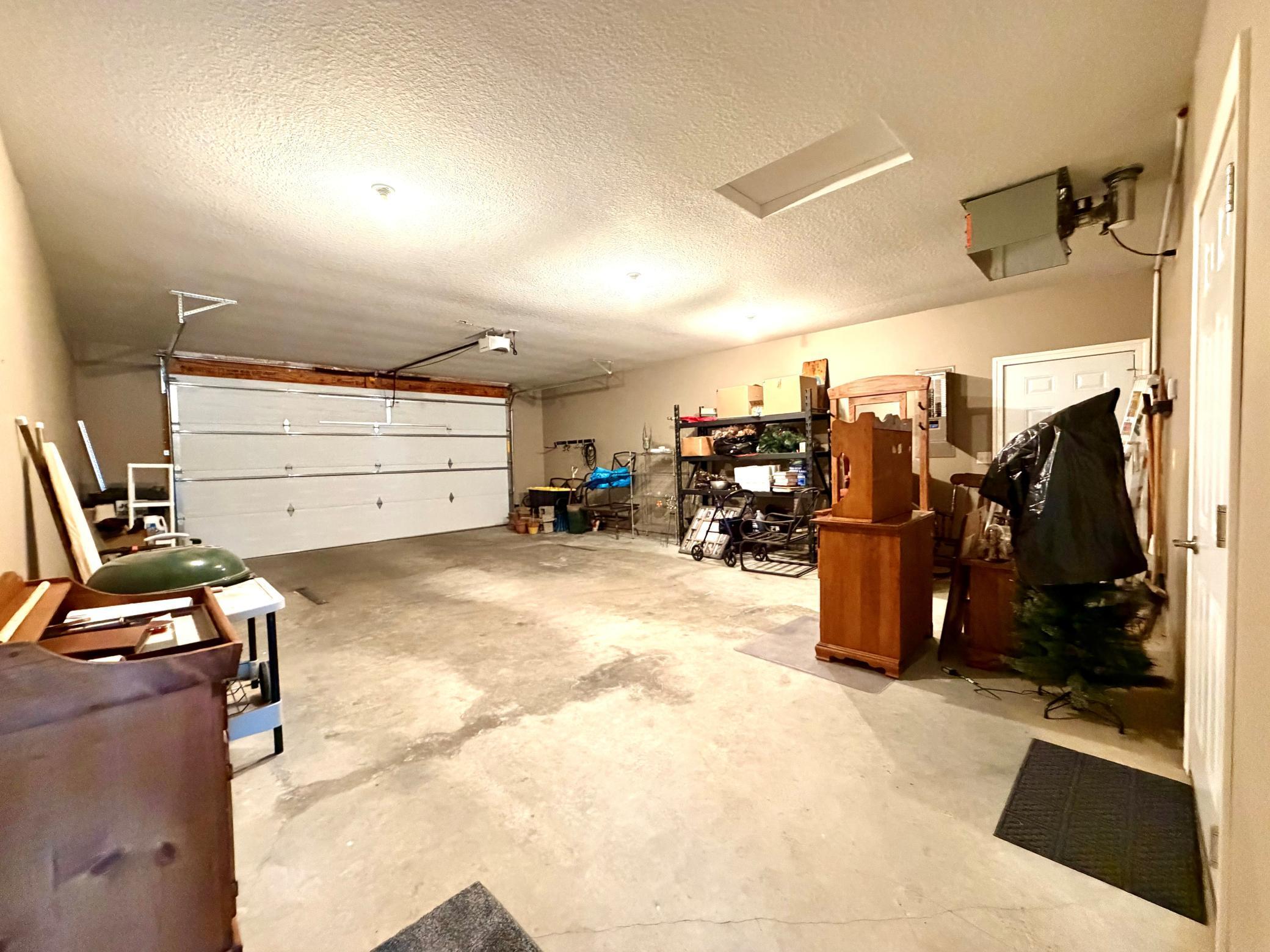 Garage.jpg
