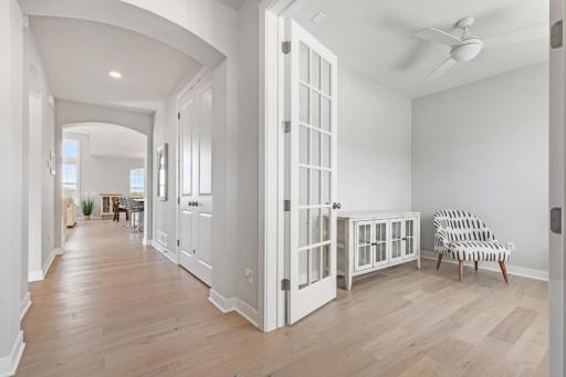 6561 Timber Arch Drive, Chaska, MN 55318