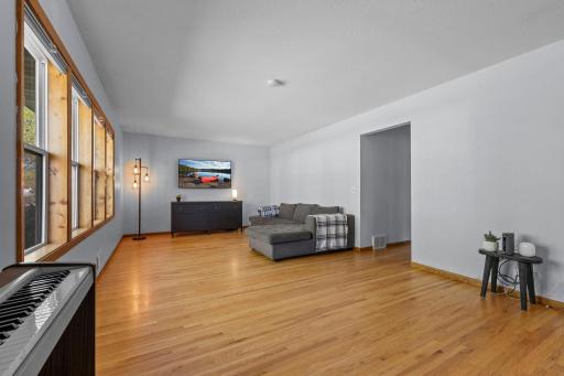 Spacious living room with TV mount