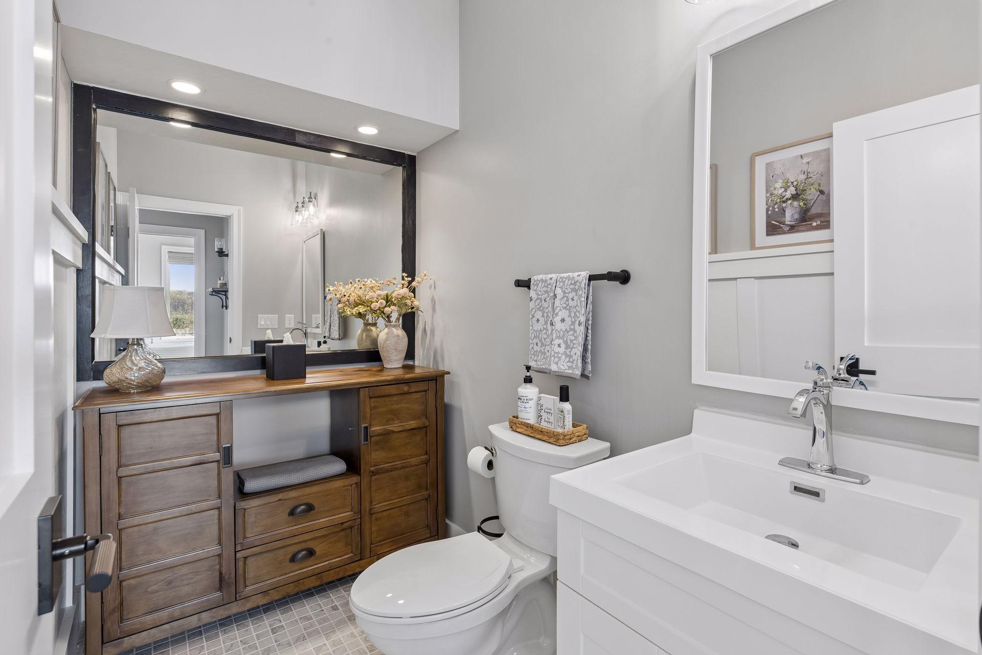 Main level powder room