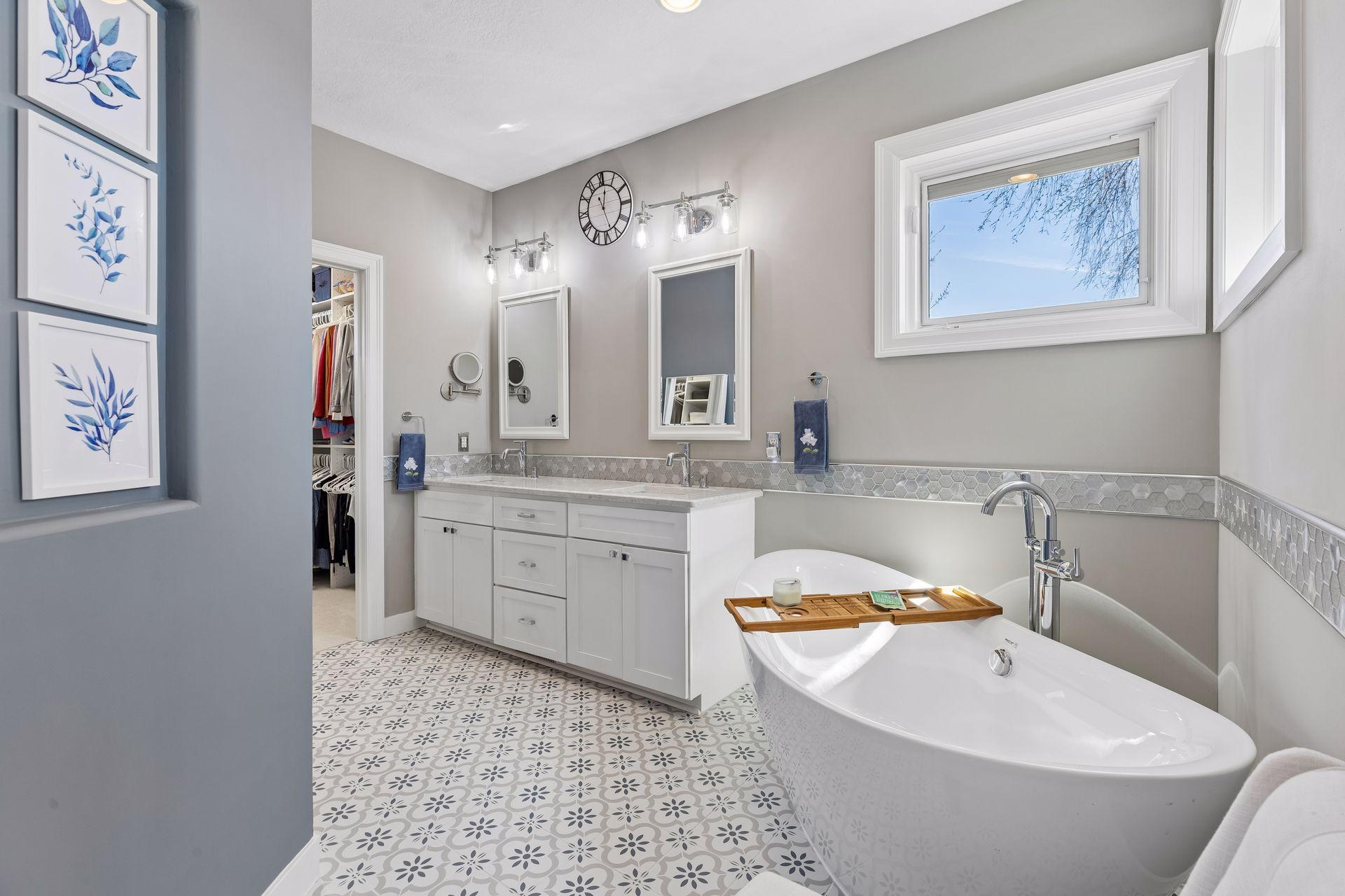 Primary bath with soaker tub. Your own private spa!