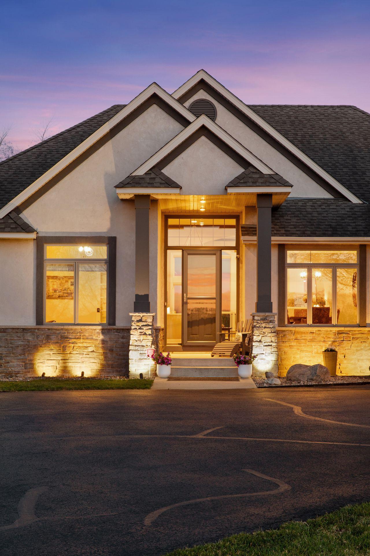 Welcome to 7260 Jubert Lane