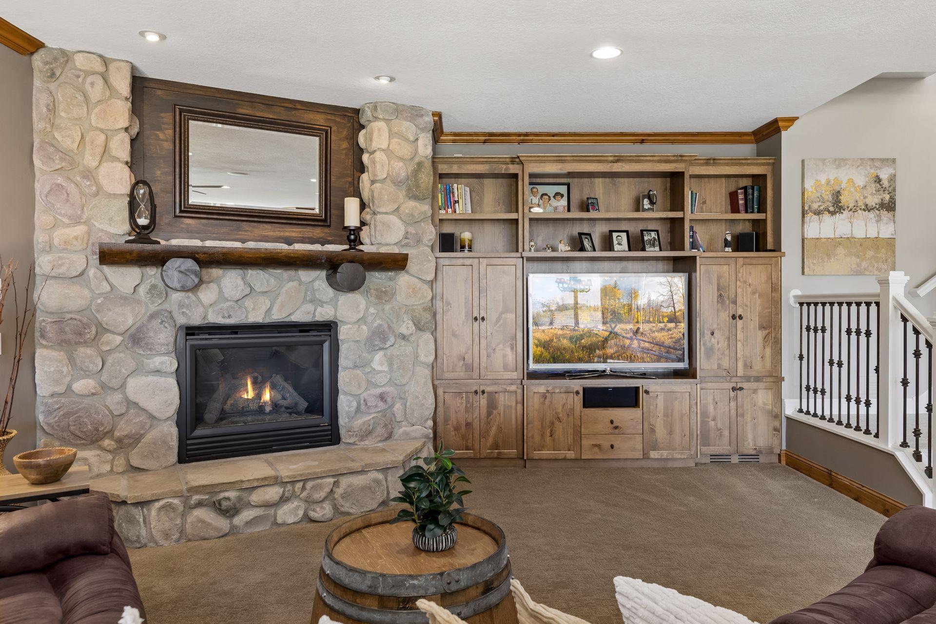 7260 Jubert Lane - Spacecrafting - 0056.jpg