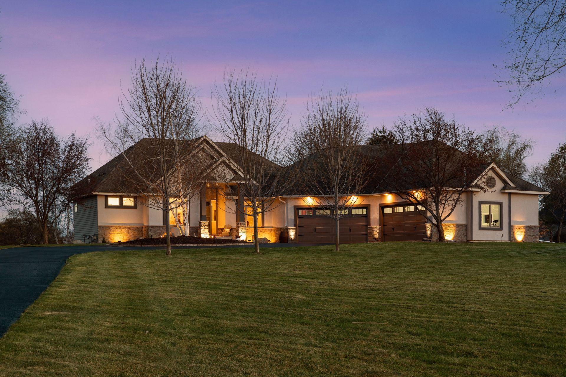 7260 Jubert Lane at Twilight