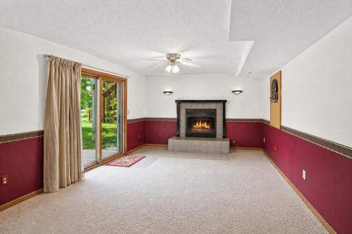 422 Chalet Drive NW, Rochester, MN 55901