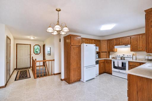 422 Chalet Drive NW, Rochester, MN 55901
