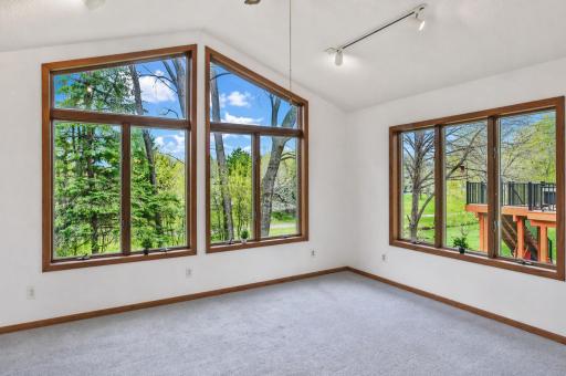422 Chalet Drive NW, Rochester, MN 55901