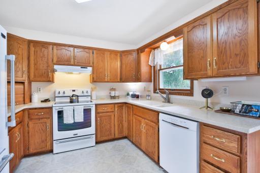 422 Chalet Drive NW, Rochester, MN 55901