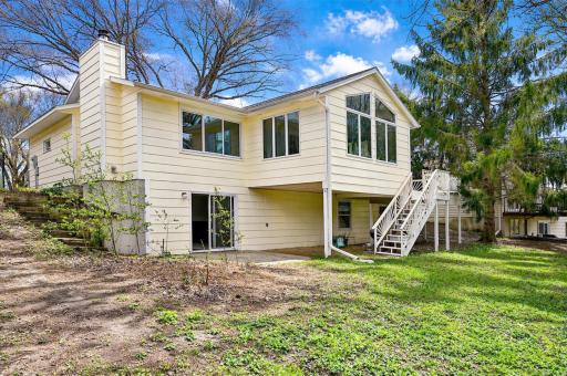422 Chalet Drive NW, Rochester, MN 55901