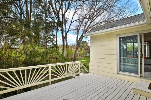 422 Chalet Drive NW, Rochester, MN 55901