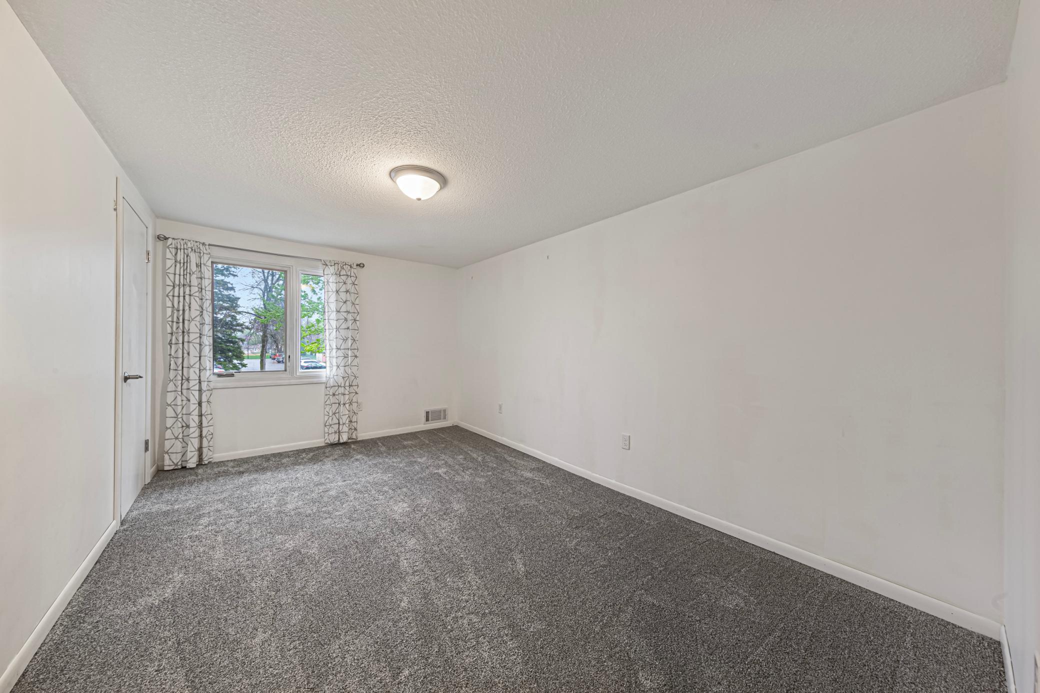 23 bedroom 1.jpg