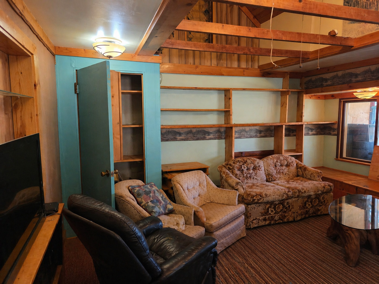 Cabin living area.png