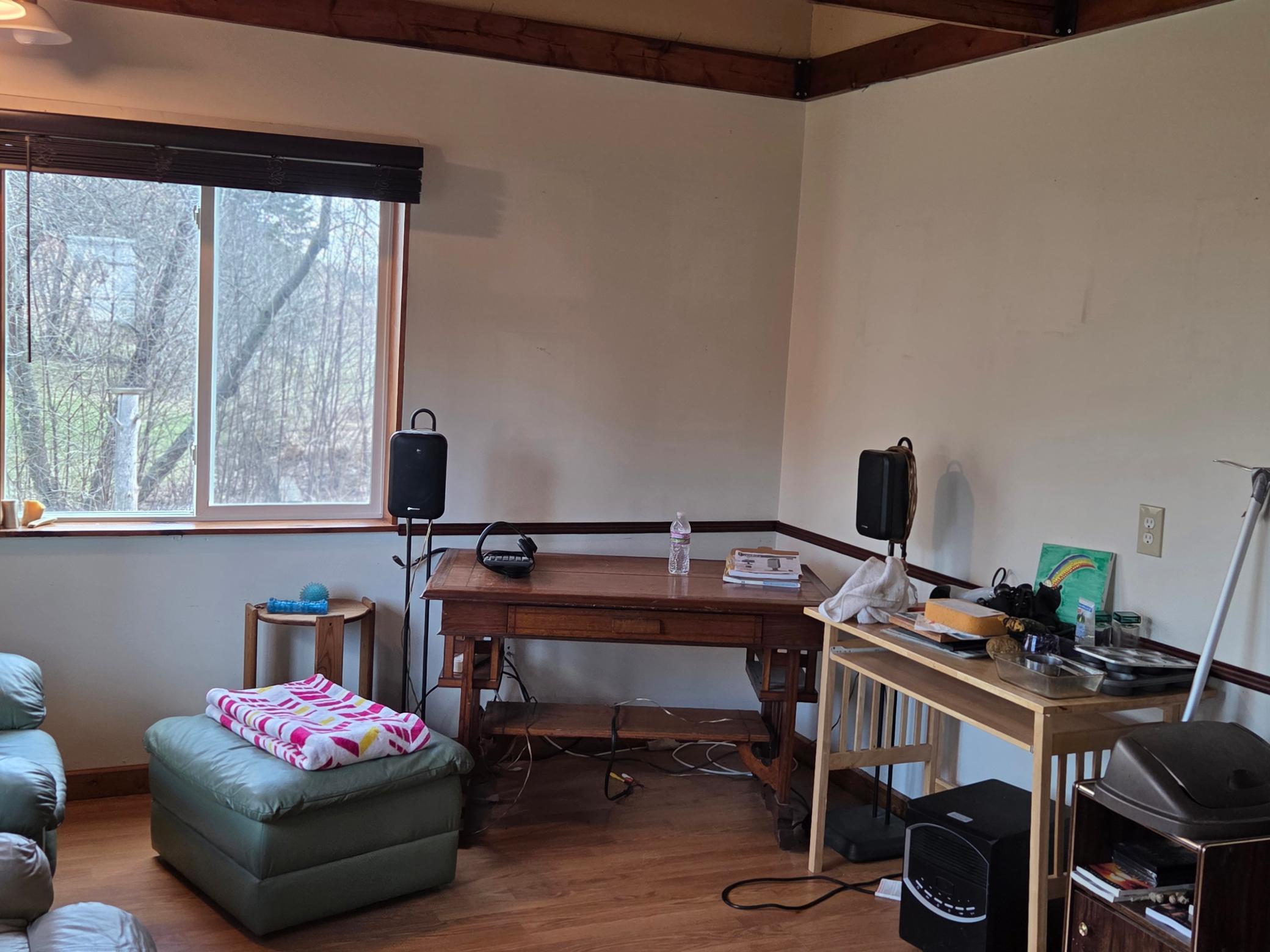 Shouse living area1.jpg