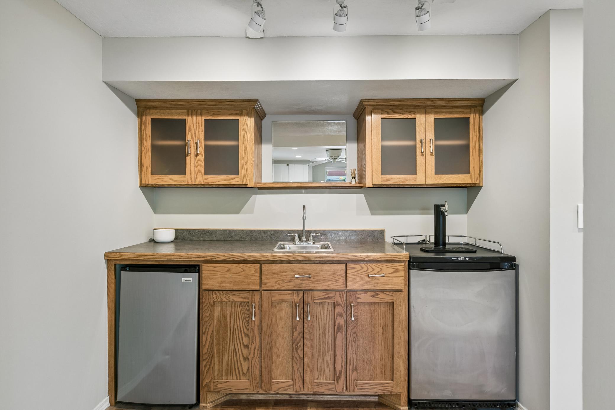 Lower Level Wet Bar