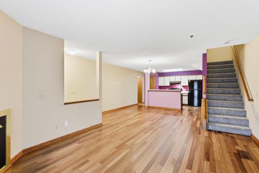 2565 Lockwood Drive, 108, Mendota Heights, MN 55120