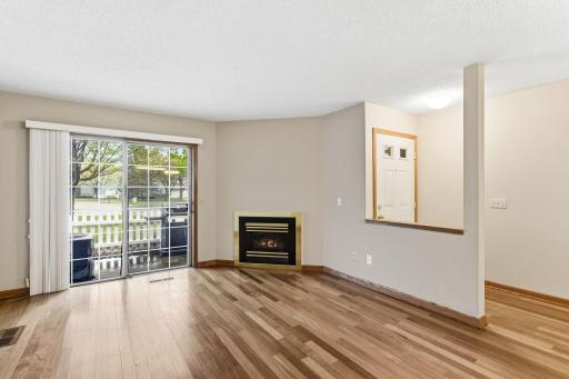 2565 Lockwood Drive, 108, Mendota Heights, MN 55120