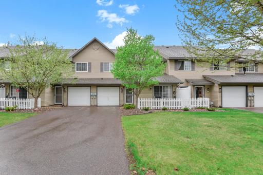 2565 Lockwood Drive, 108, Mendota Heights, MN 55120