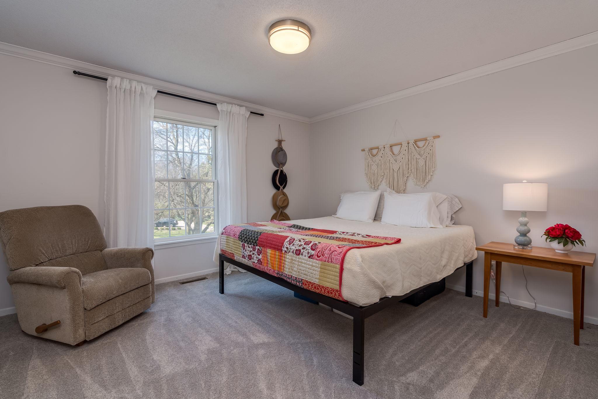 37-web-or-mls-75-telemark-dr.jpg