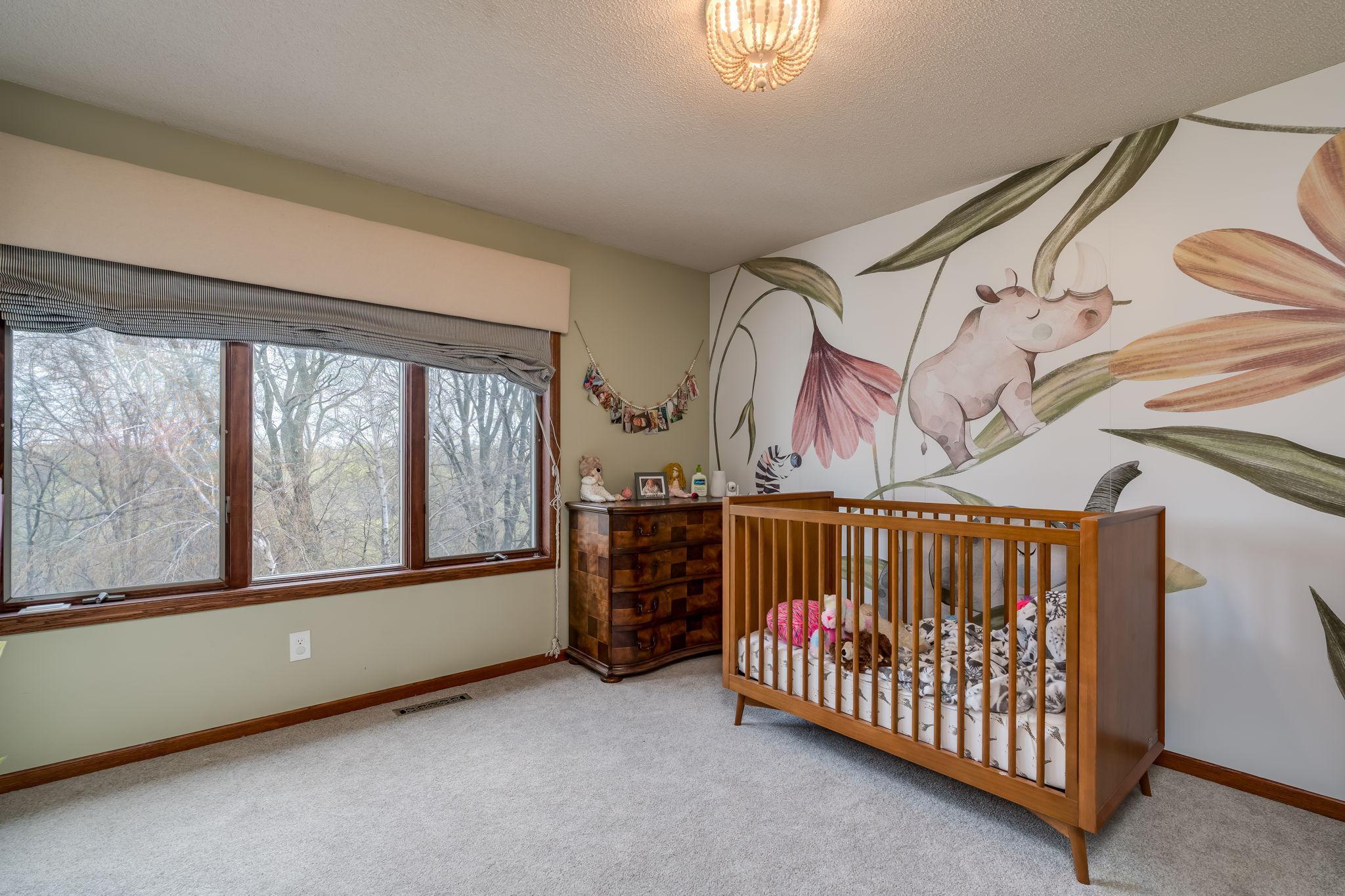 34-web-or-mls-75-telemark-dr.jpg