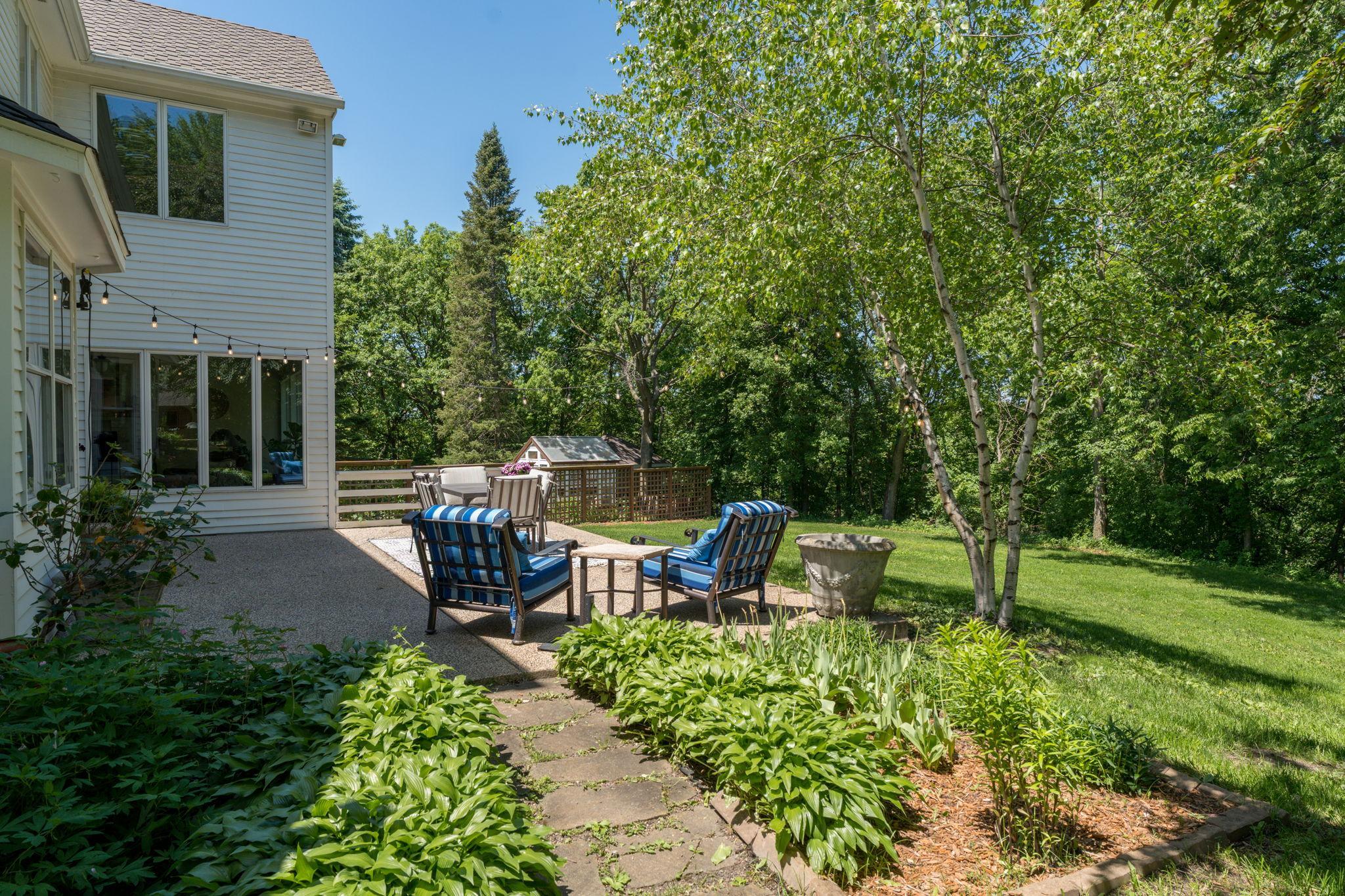 69-web-or-mls-75-telemark-dr.jpg