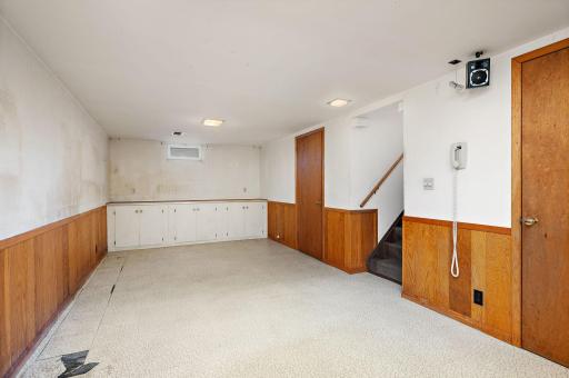 2129 Ericon Drive, Minneapolis, MN 55430