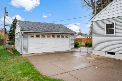 2129 Ericon Drive, Minneapolis, MN 55430