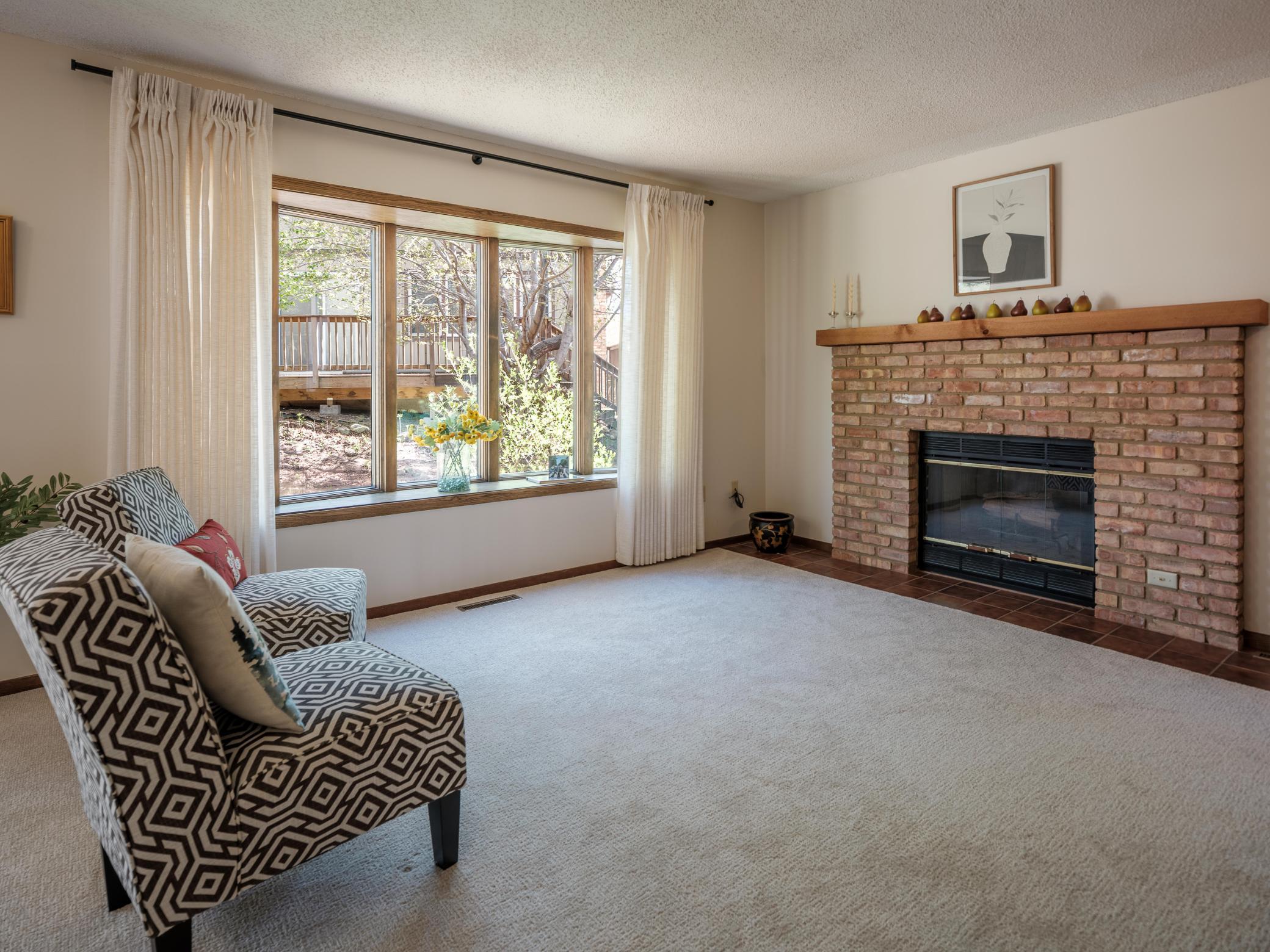 215. Elton Hills Dr #35-201.jpg