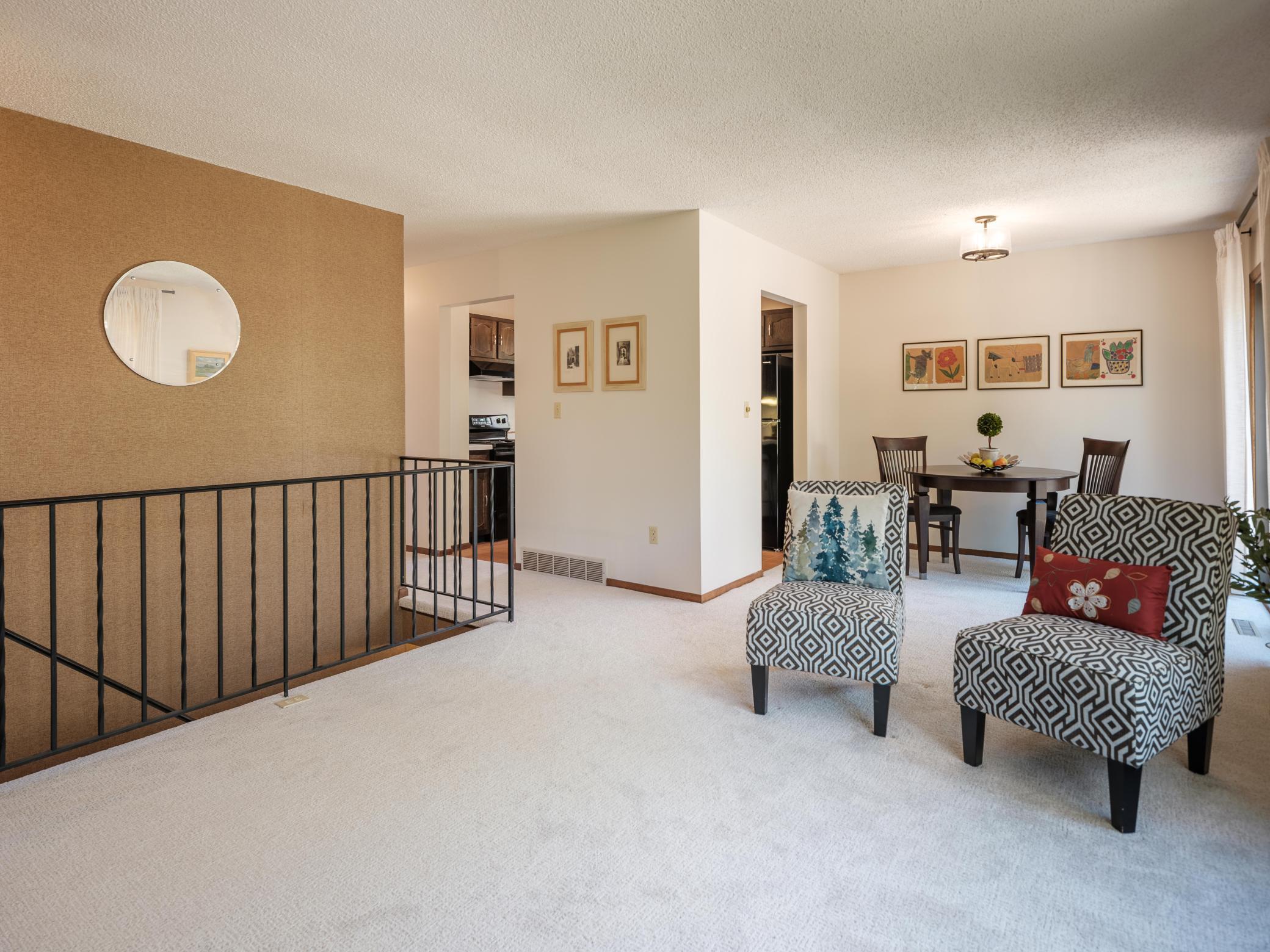 215. Elton Hills Dr #35-202.jpg