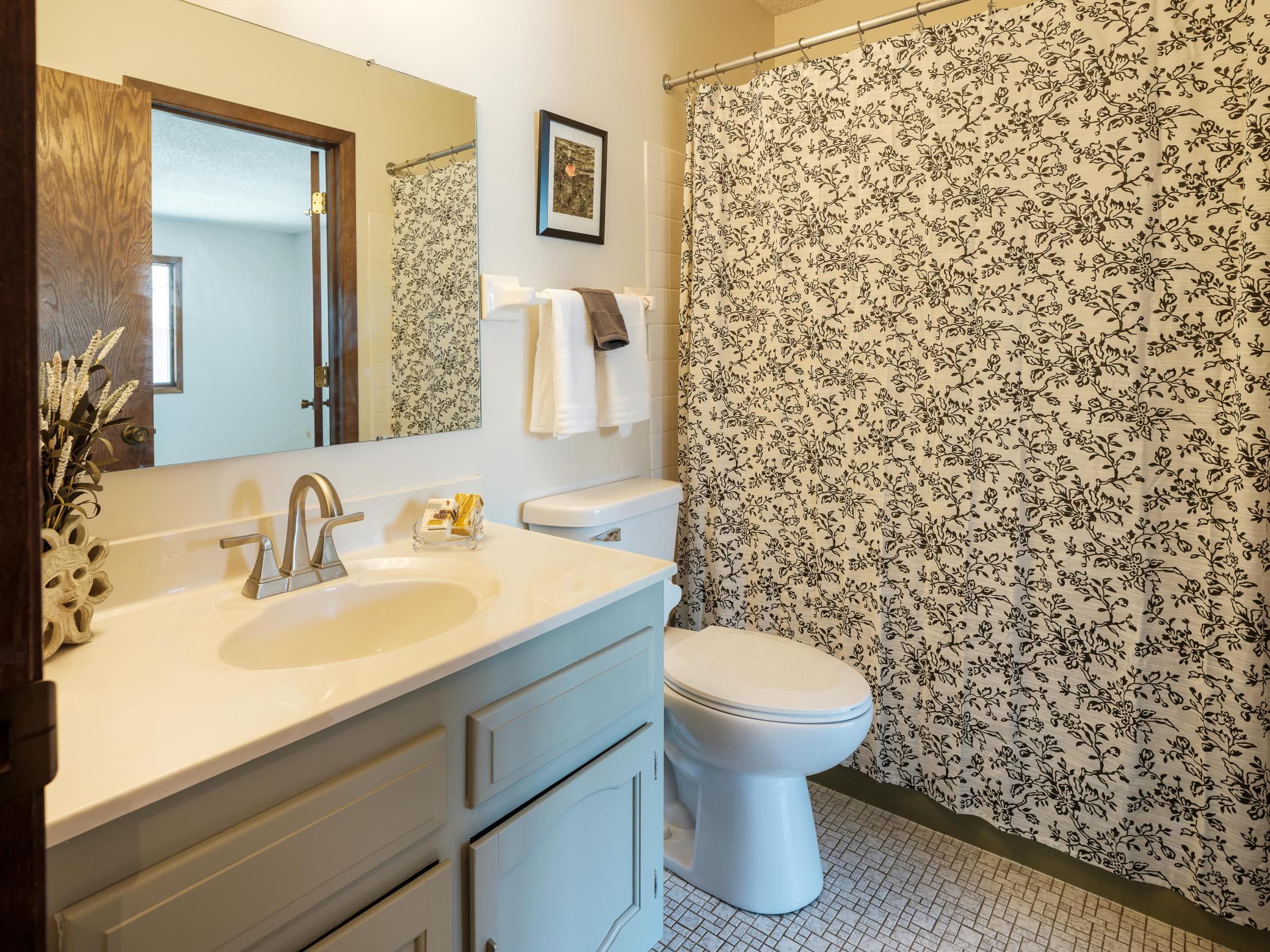 215. Elton Hills Dr #35-207.jpg