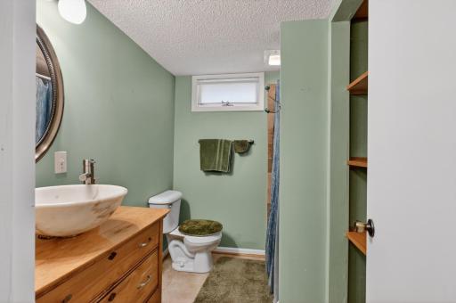 1474 E Lake Brophy Road NW, Alexandria, MN 56308