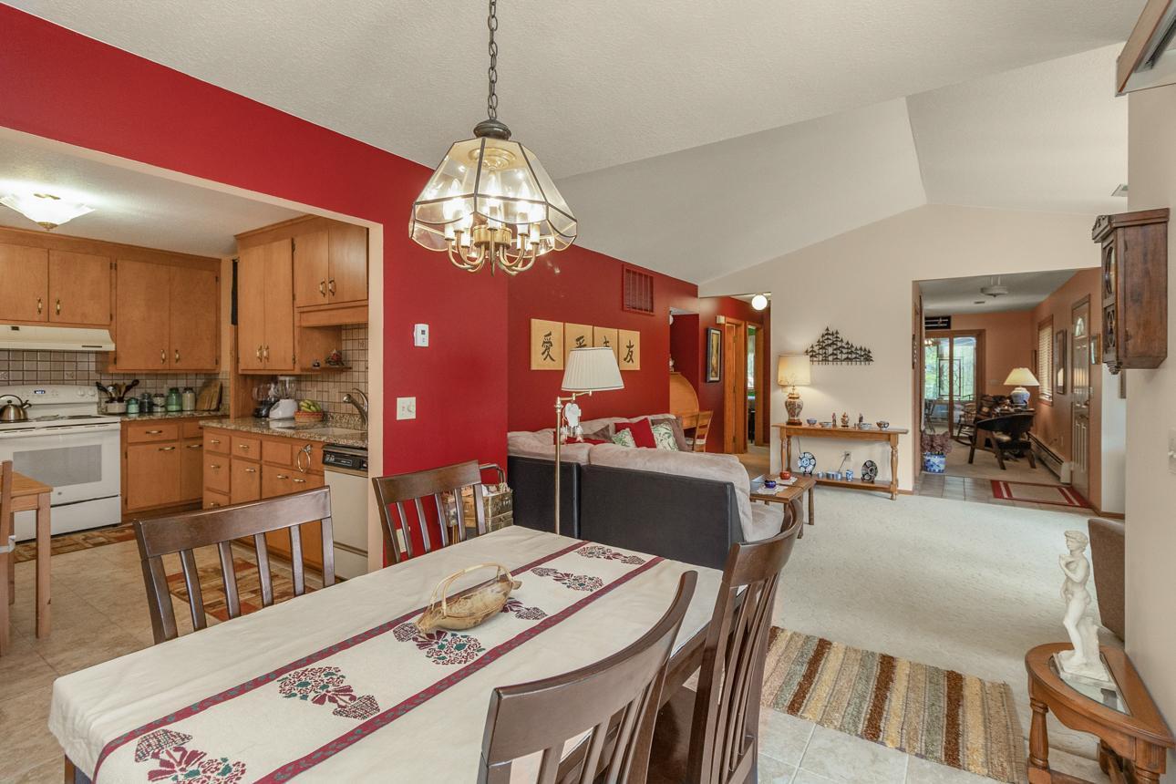 Dining room leading to the kitchen