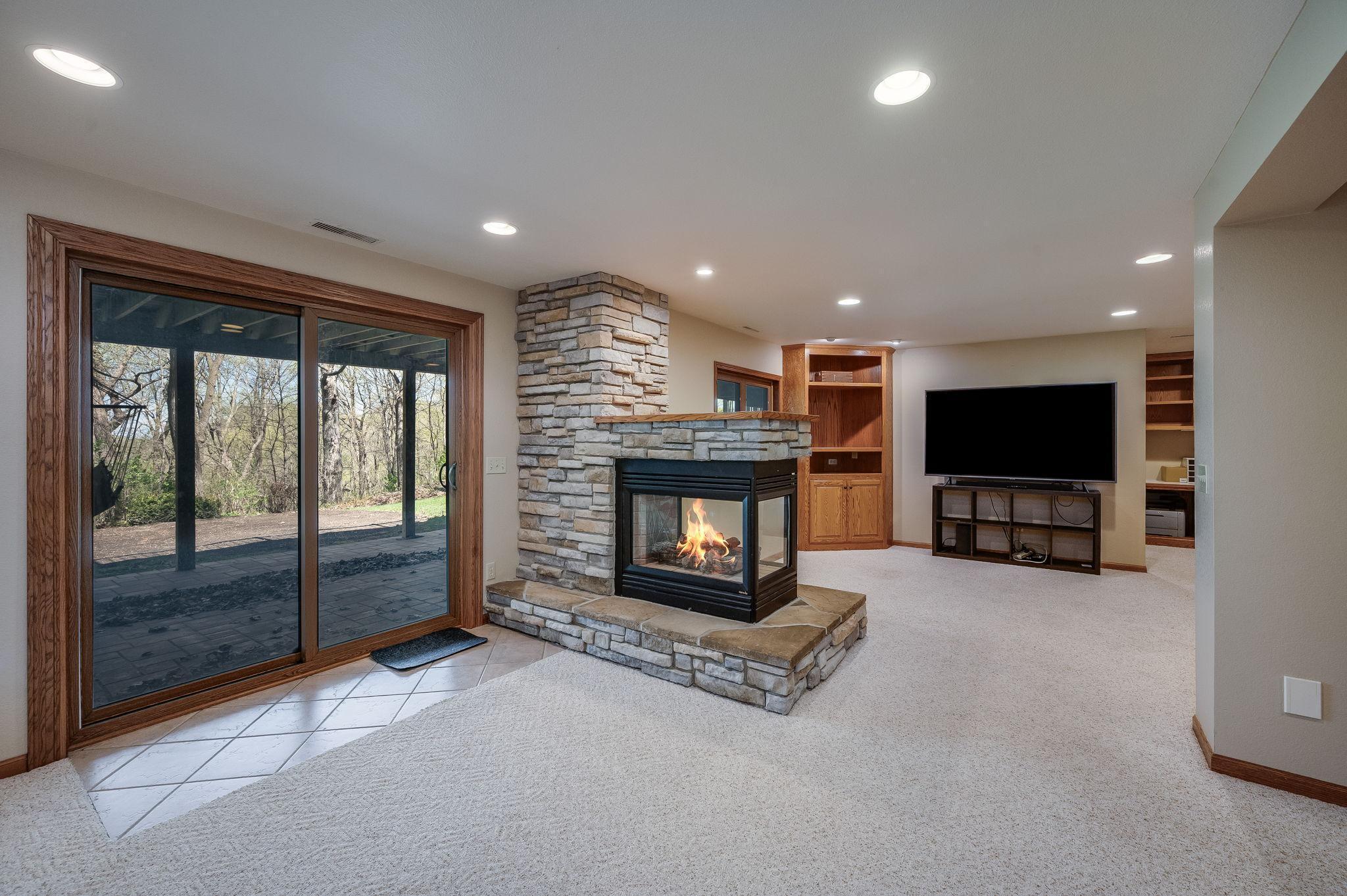 180 Jo Ray Dr Mankato MN-55.jpg