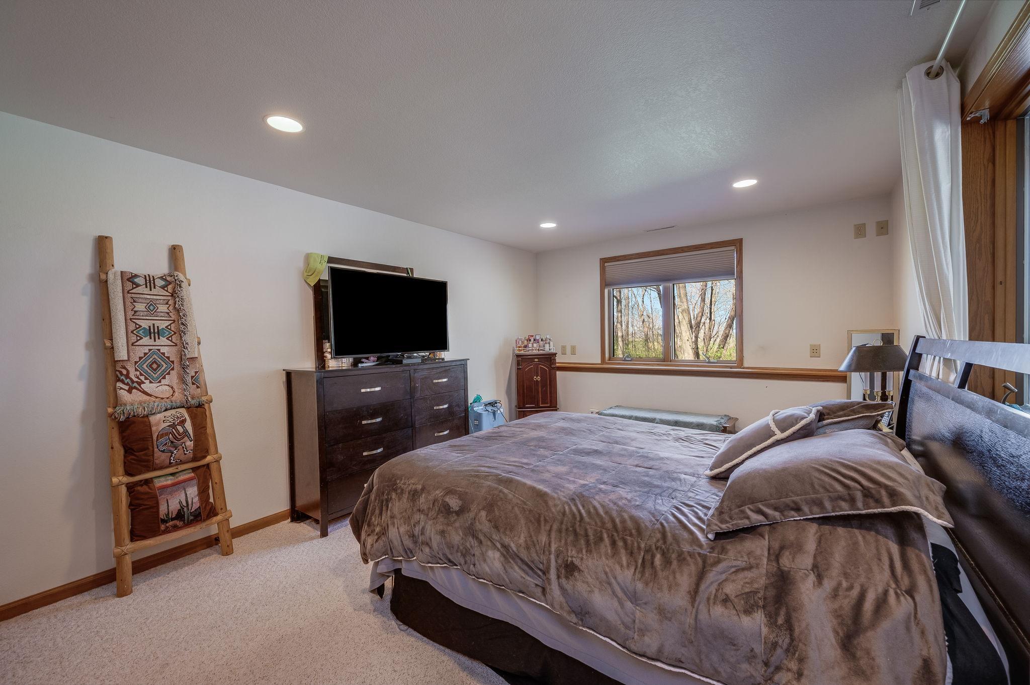 180 Jo Ray Dr Mankato MN-59.jpg