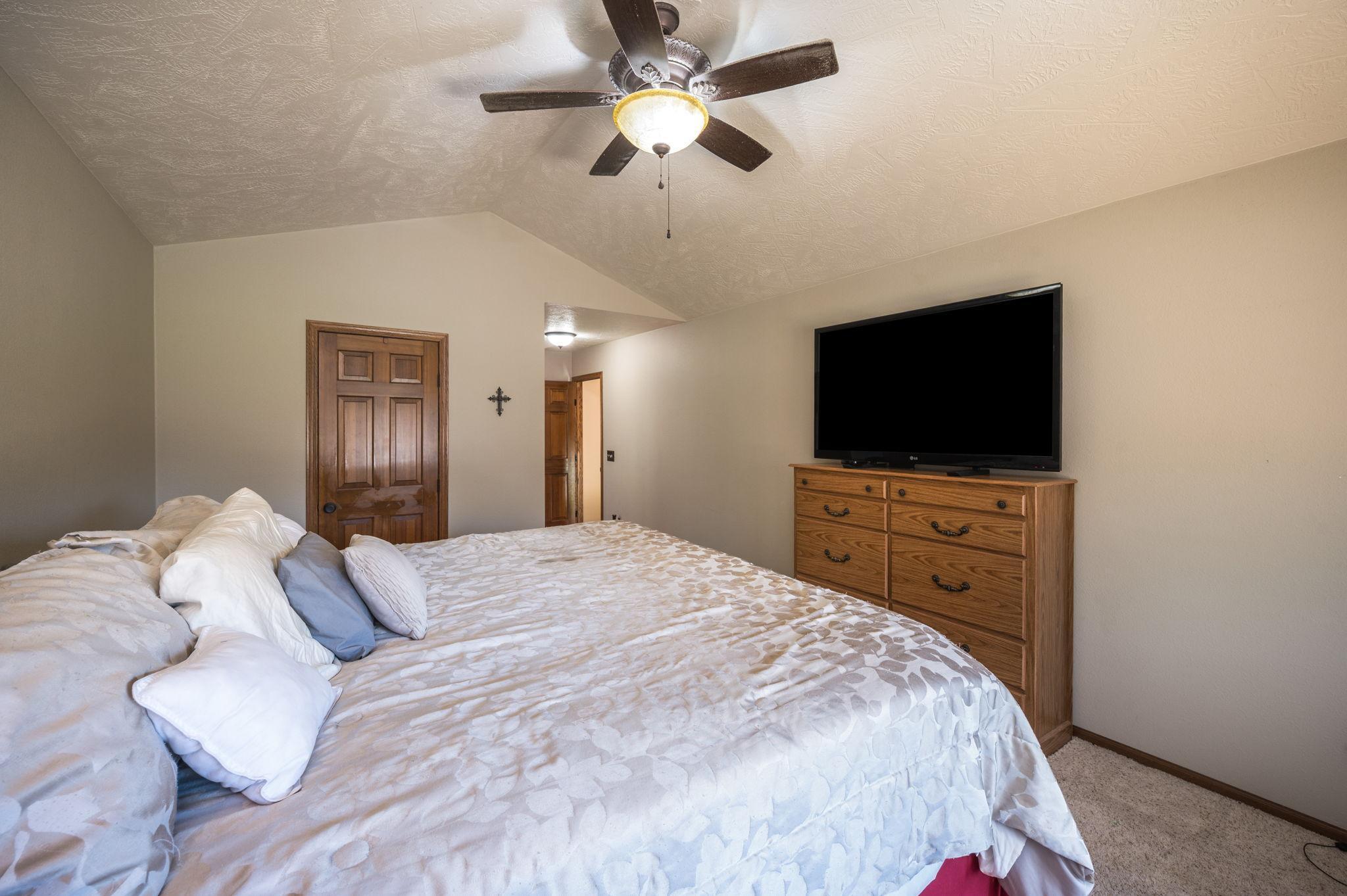 180 Jo Ray Dr Mankato MN-40.jpg