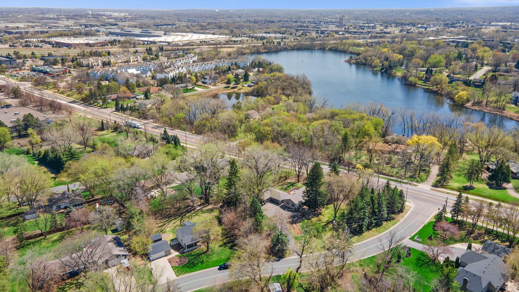 Conveniently located just a mile from the major shopping district in Eagan, you're a short walk, bike, or car ride away from almost everything!