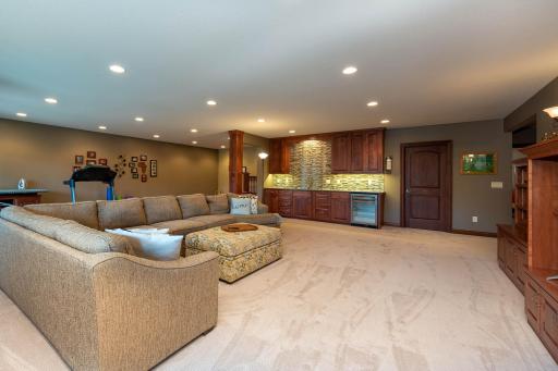 105 Viking Court, Mankato, MN 56001