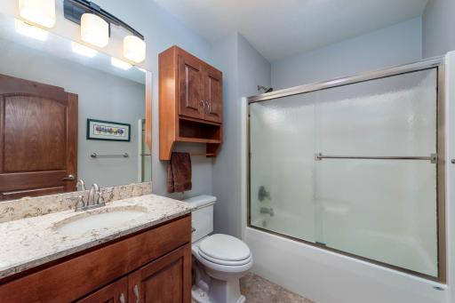 105 Viking Court, Mankato, MN 56001