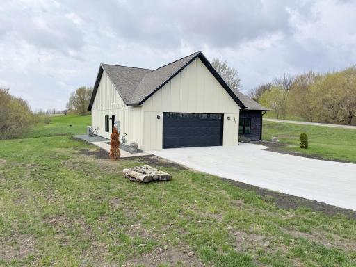 3408 Pebble Hills Drive, Fergus Falls, MN 56537