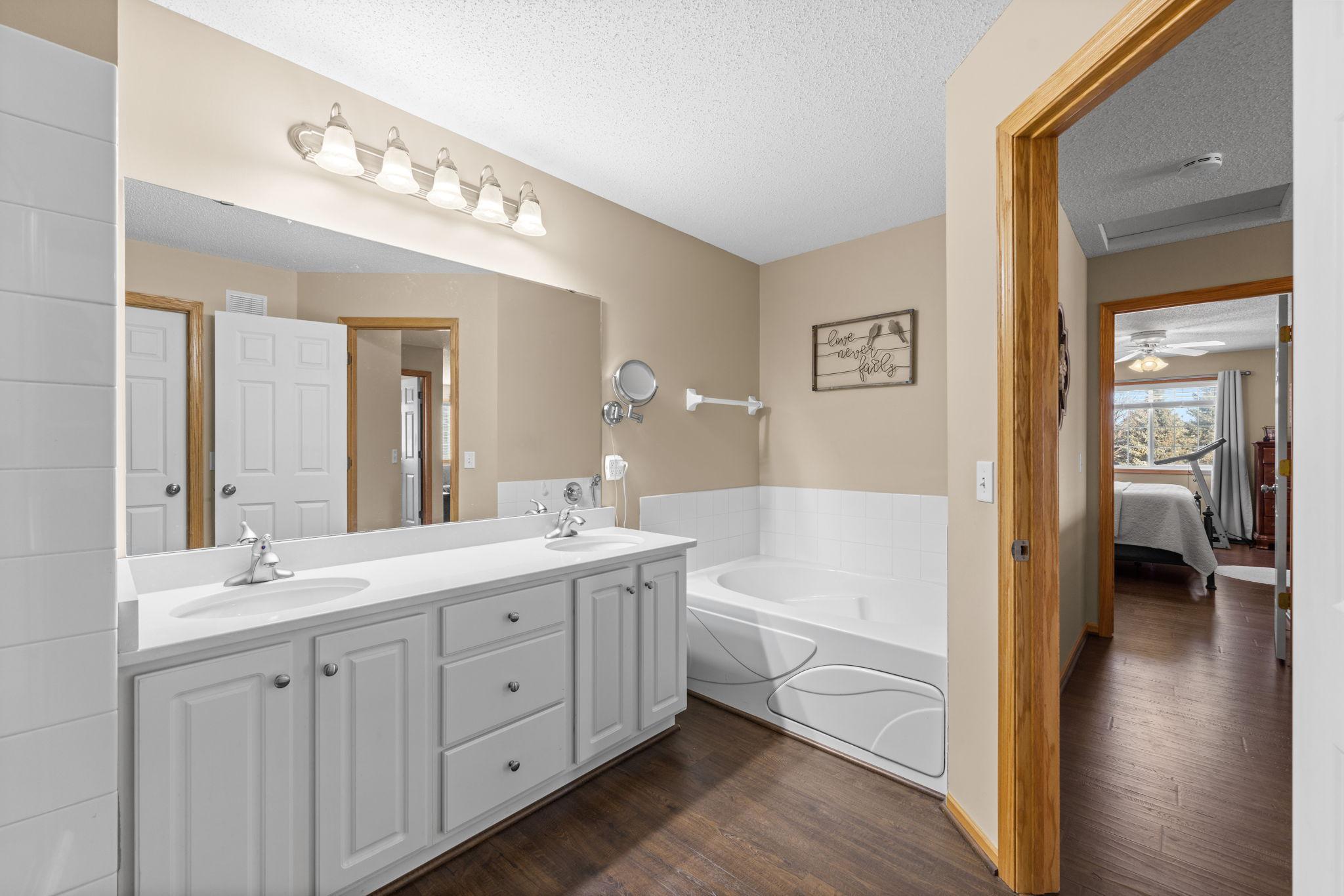 Walkthrough Bath with Jetted Tub